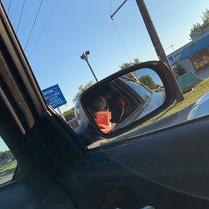 Meet your Posher, Adrian